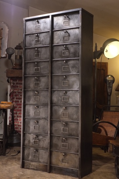 meuble industriel occasion strafor ancien